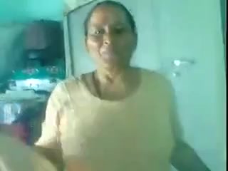 desi- mature punjabi aunty giving bj and getting banged