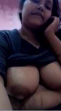 Desi very big boobs lady caught on skype